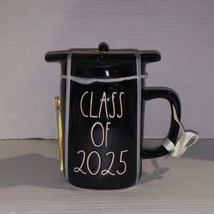 Rae Dunn Class Of 2025 Graduation Cap Black Mug